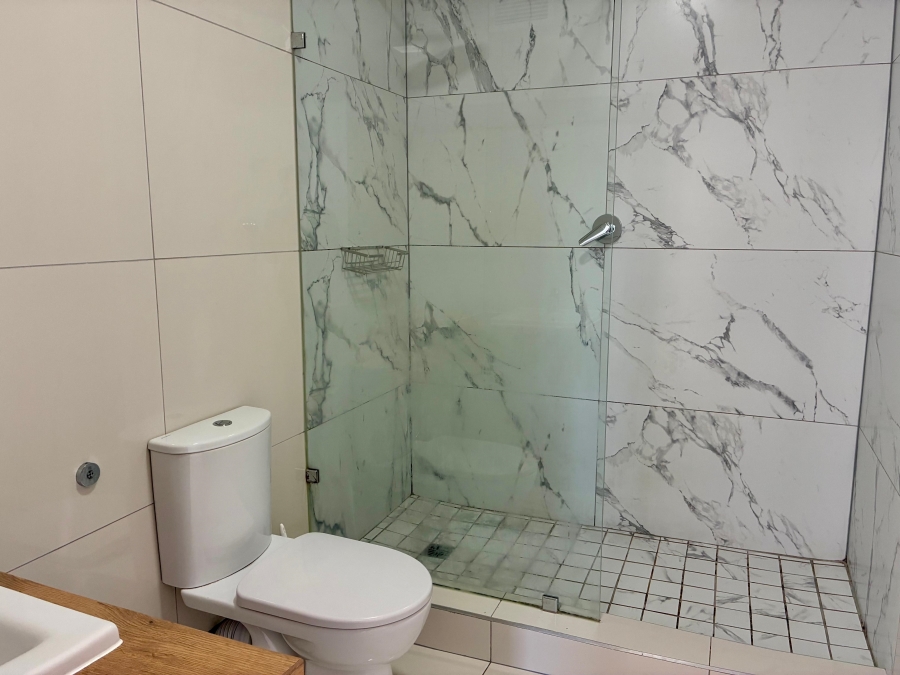 To Let 2 Bedroom Property for Rent in Zonnebloem Western Cape